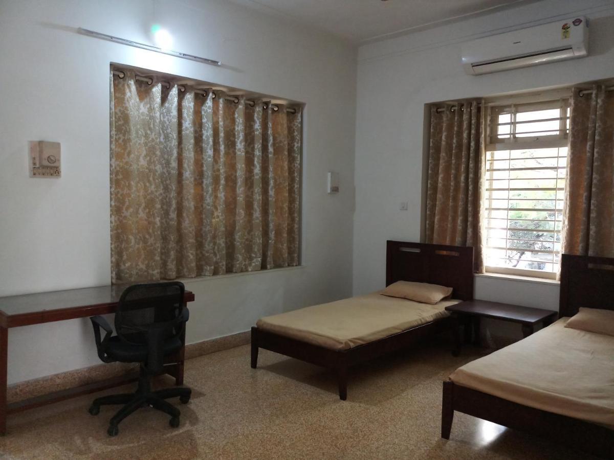 Srinekatan Heritage Villa Homestay Ahmedabad Exterior foto