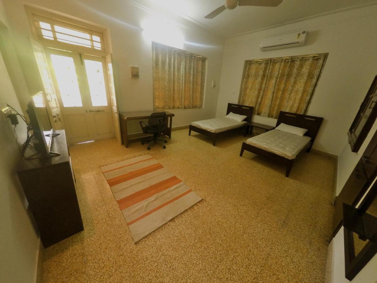 Srinekatan Heritage Villa Homestay Ahmedabad Exterior foto